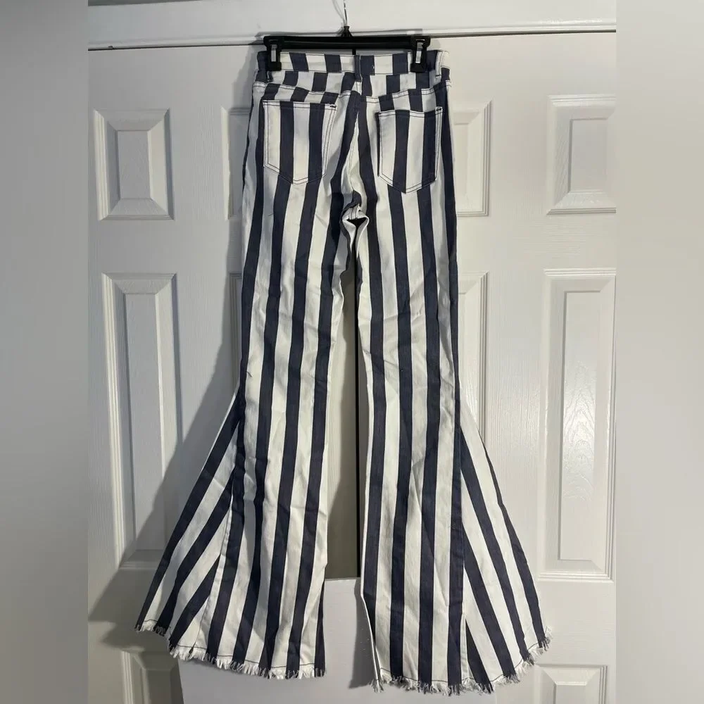 Wisteria Lane Bell Bottom Striped Jeans Size  Medium